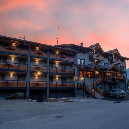 Hotel Fantelli โฟลการีดา ภายนอก รูปภาพ