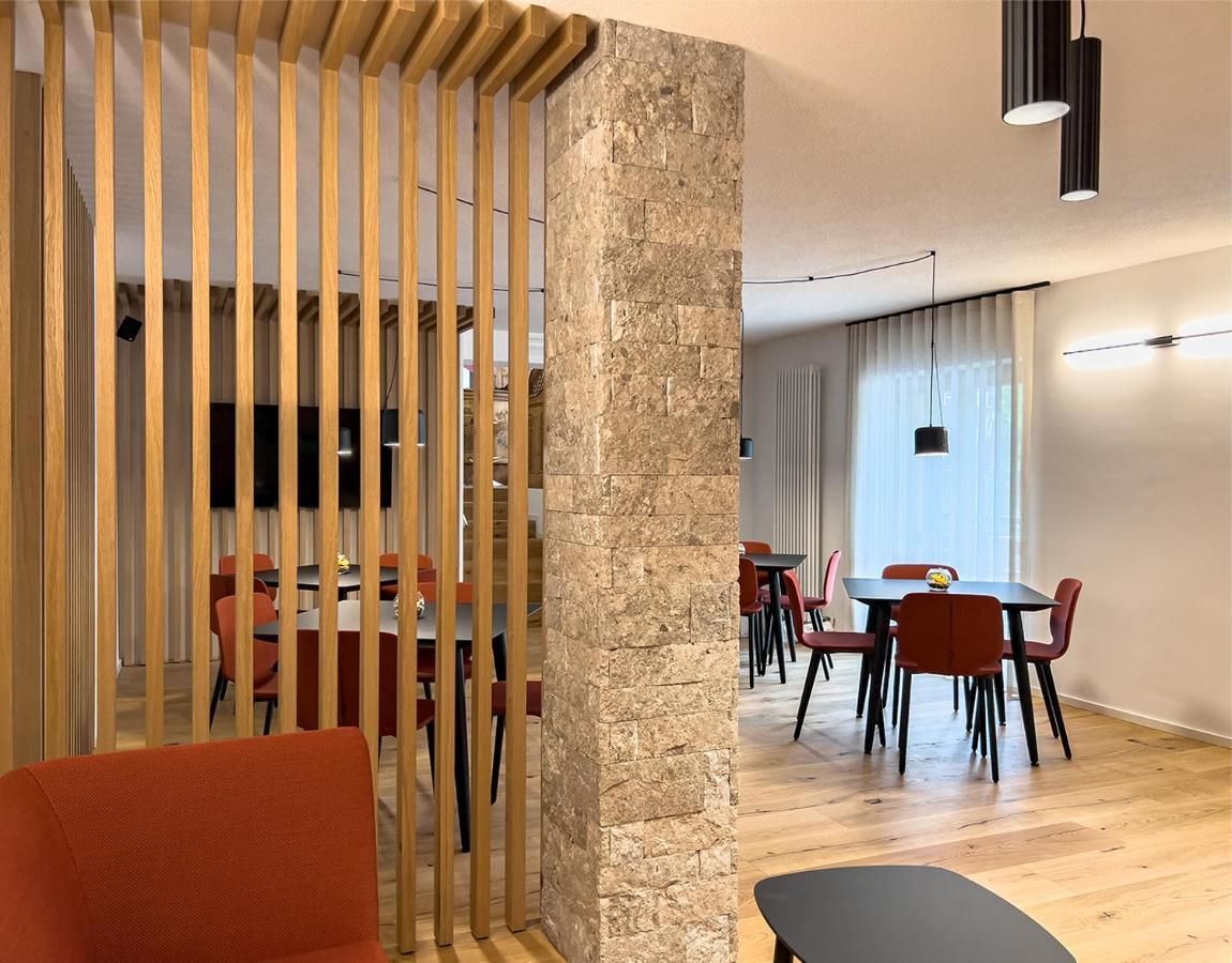 Hotel Fantelli โฟลการีดา ภายนอก รูปภาพ