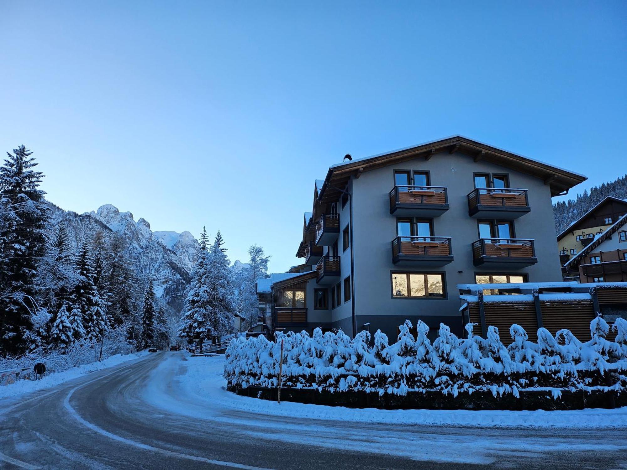 Hotel Fantelli โฟลการีดา ภายนอก รูปภาพ